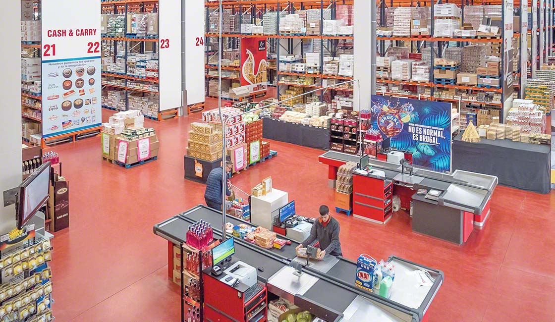 Il modulo Store Fulfillment di Easy WMS sincronizza le attività del magazzino e del negozio fisico