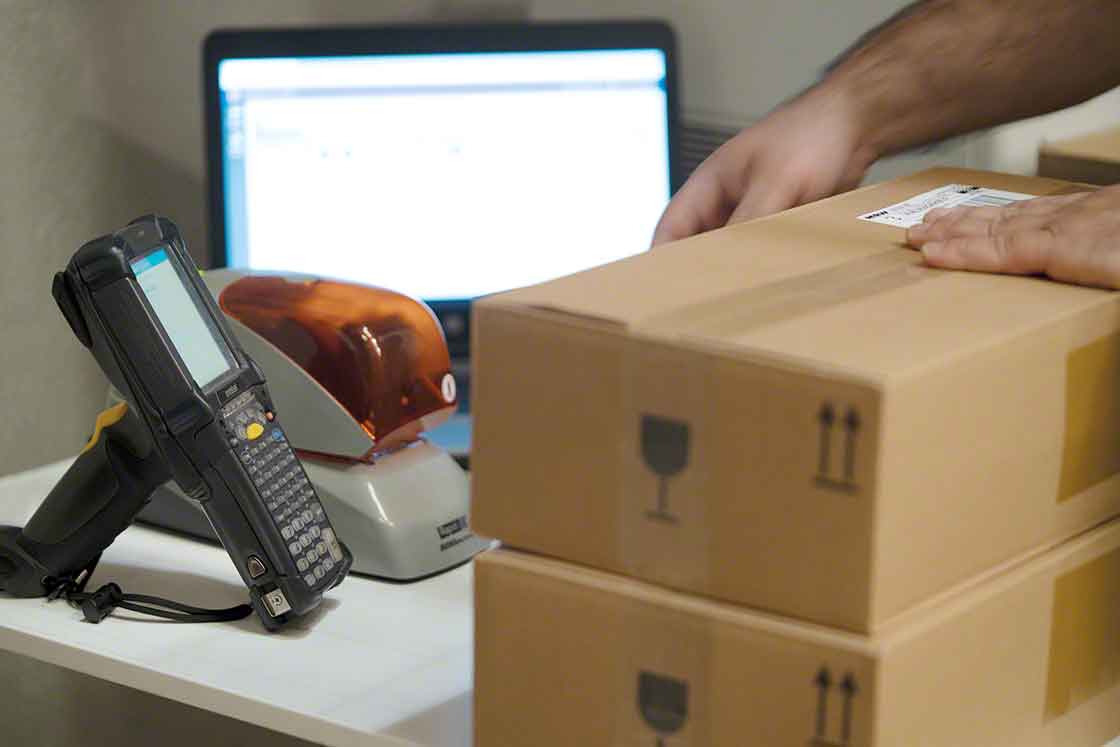 L’automazione dei processi mediante software WMS permette di standardizzare le attività e le strategie legate alla <em>lean logistics</em> L’automazione dei processi mediante software WMS permette di standardizzare le attività e le strategie legate alla <em>lean logistics</em>