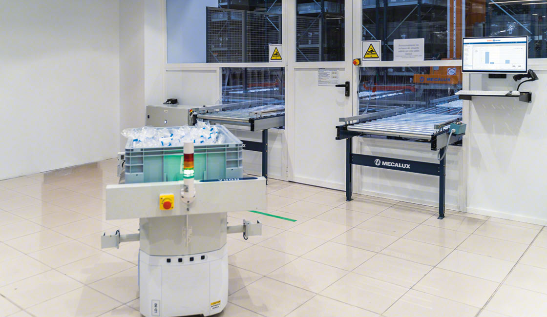 I robot AIV velocizzano il flusso della merce tra le differenti aree di un magazzino