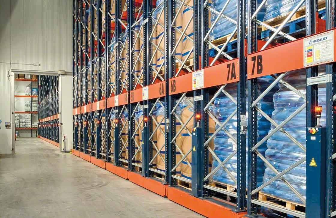 La scaffalatura Movirack ha aumentato la capacità di stoccaggio del magazzino frigorifero di Iberfresco La scaffalatura Movirack ha aumentato la capacità di stoccaggio del magazzino frigorifero di Iberfresco