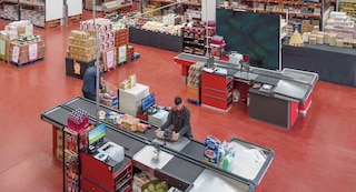 La sincronizzazione dello stock tra magazzino e catene di negozi permette l’integrazione logistica