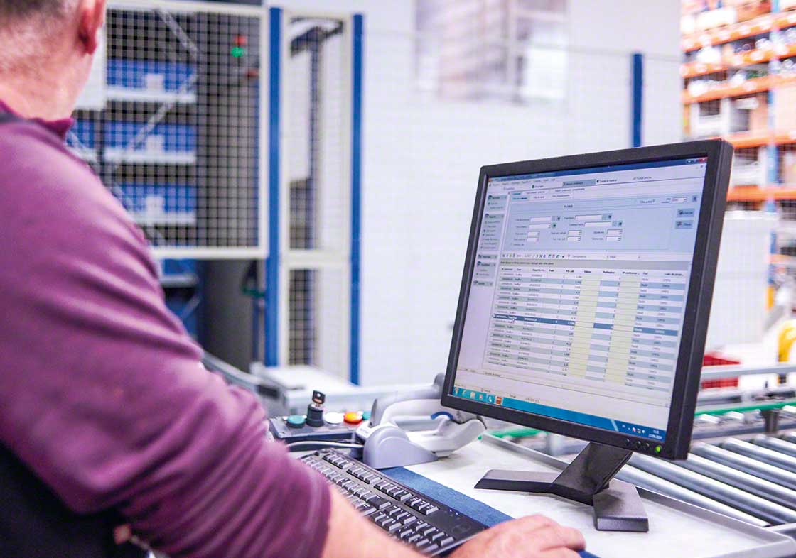 Un WMS è in grado di prevedere lo stock necessario in base alla domanda