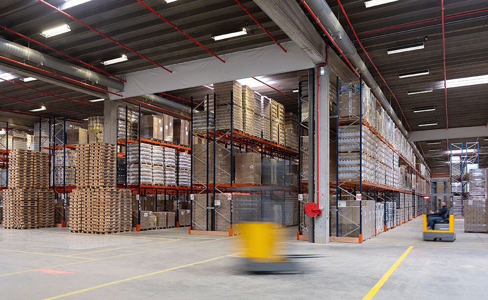 Il centro di distribuzione dell’operatore logistico Dometrans a Lille (Francia)