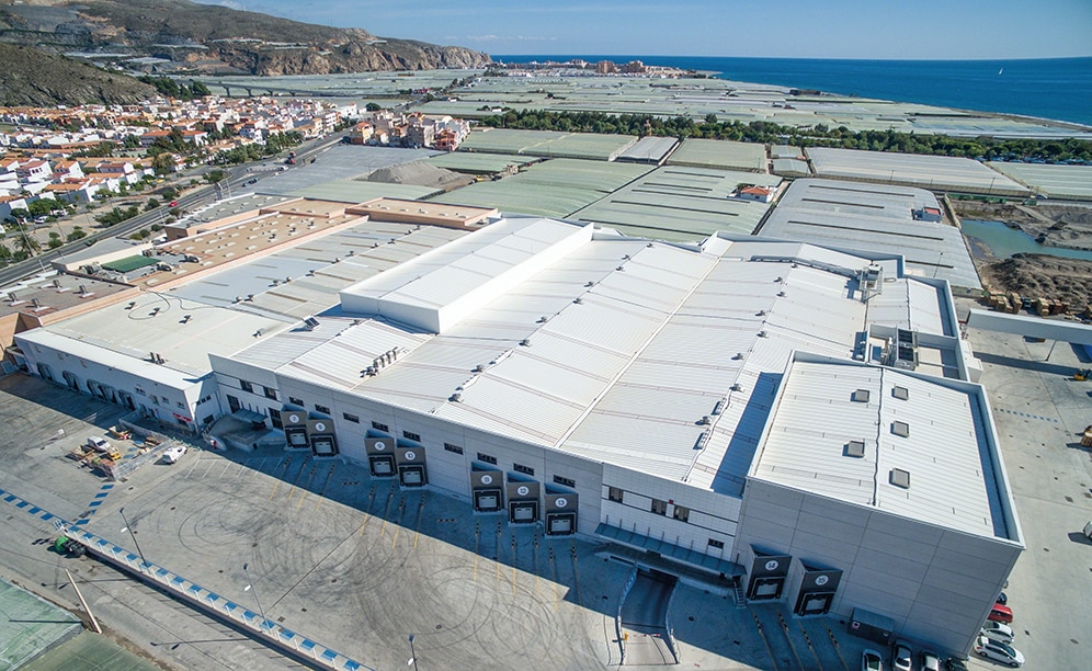 Immagine aerea dello stabilimento produttivo di Granada La Palma