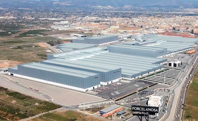 Porcelanosa Gruppo, leader mondiale del suo settore, ha introdotto le tecnologie più all'avanguardia in tutti i suoi processi logistici