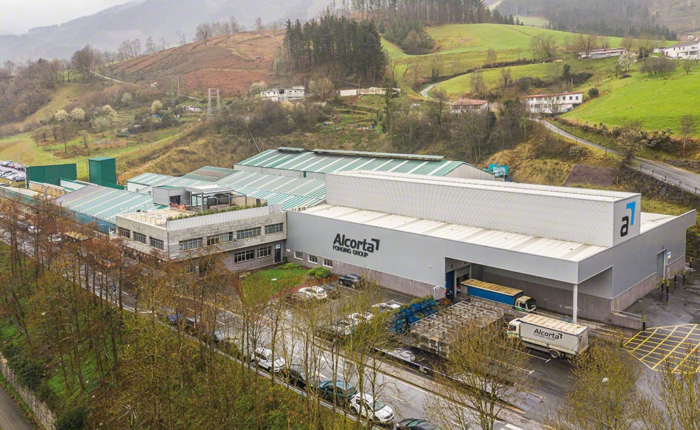 Il magazzino d Alcorta Forging Group è collegato con le linee di produzione
