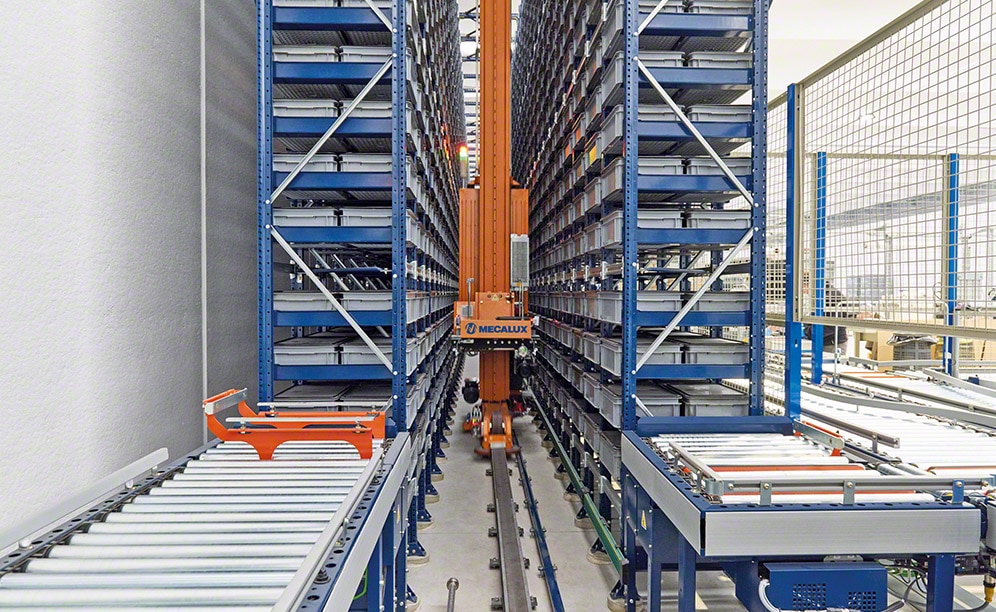 Il magazzino automatico per contenitori di Paolo Astori in Italia