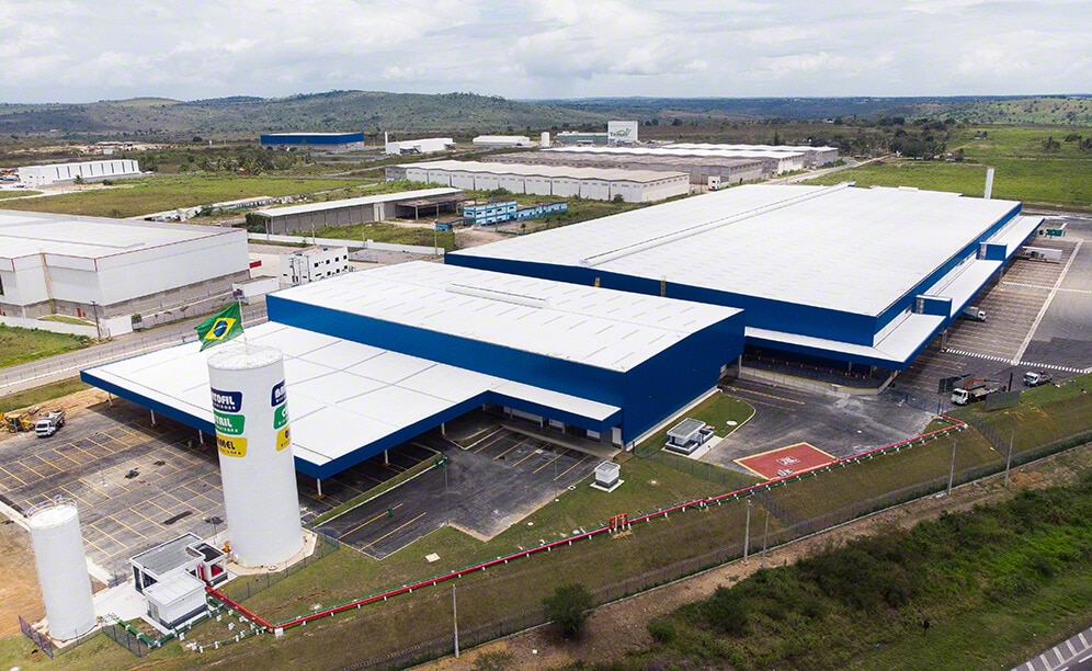 Il magazzino del grossista Bartofil Distribuidora in Brasile
