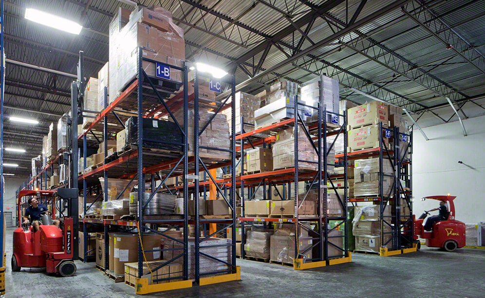 Il magazzino dell’operatore logistico Interworld Freight negli Stati Uniti