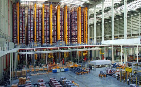 Mecalux completa il processo di automatizzazione dei magazzini di Porcelanosa in provincia di Castellón