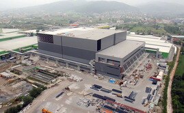 Per la struttura autoportante il magazzino autoportante di Hayat Kimya sono state impiegate 10.000 tonnellate di acciaio