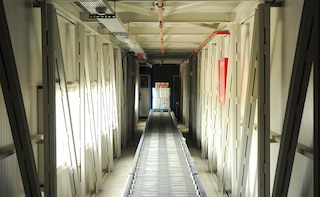Trasportatori automatici nel magazzino di Grup Baucells Alimentació