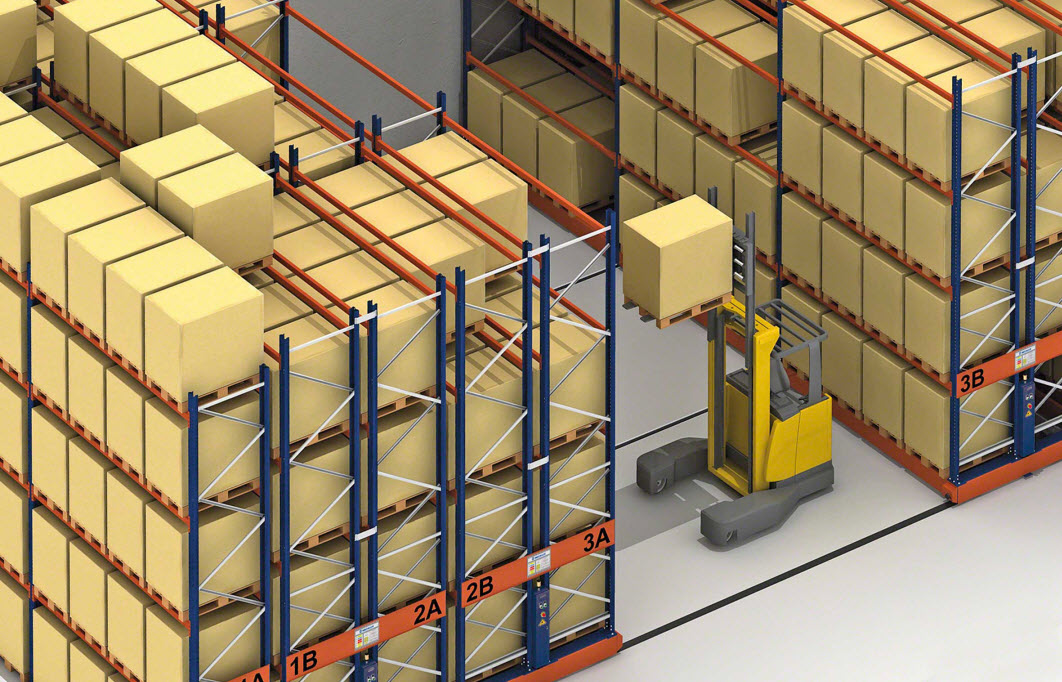 Magazzino in italia con prodotti dietetici e alimenti di Vibar Nord