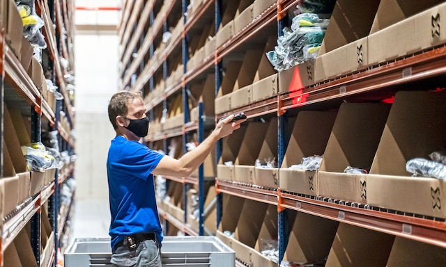 Würth Modyf: magazzino con veste di innovazione Würth Modyf: magazzino con veste di innovazione