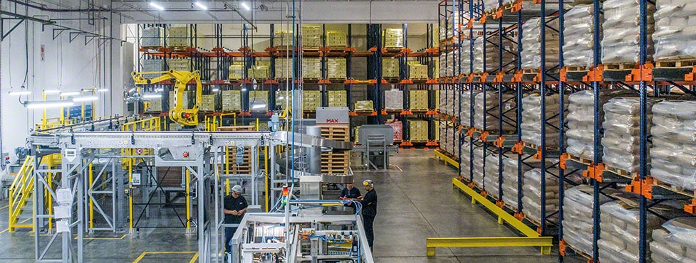 Nestlé ha avviato un magazzino in Argentina per la linea di latte in polvere Nestlé ha avviato un magazzino in Argentina per la linea di latte in polvere
