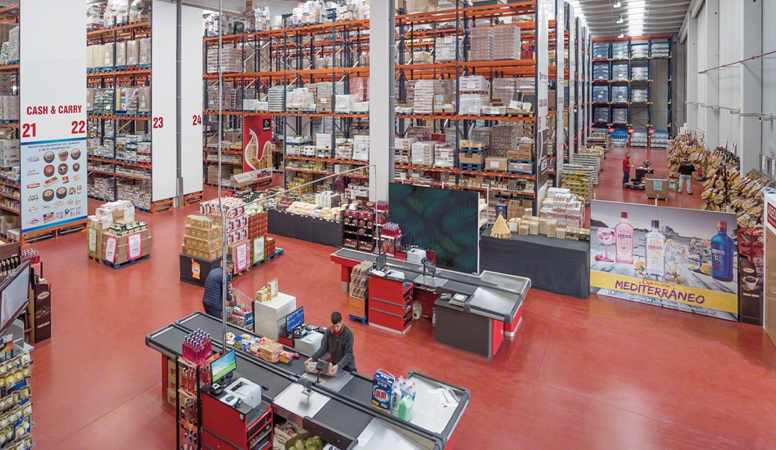 Lo Store Fulfillment è stato ideato per controllare l’inventario del magazzino e dei negozi fisici