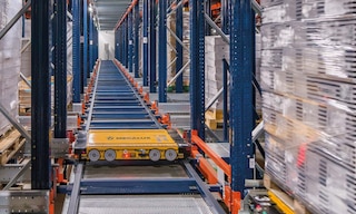 Clavo Food Factory raddoppia la capacità con il Pallet Shuttle automatico 3D