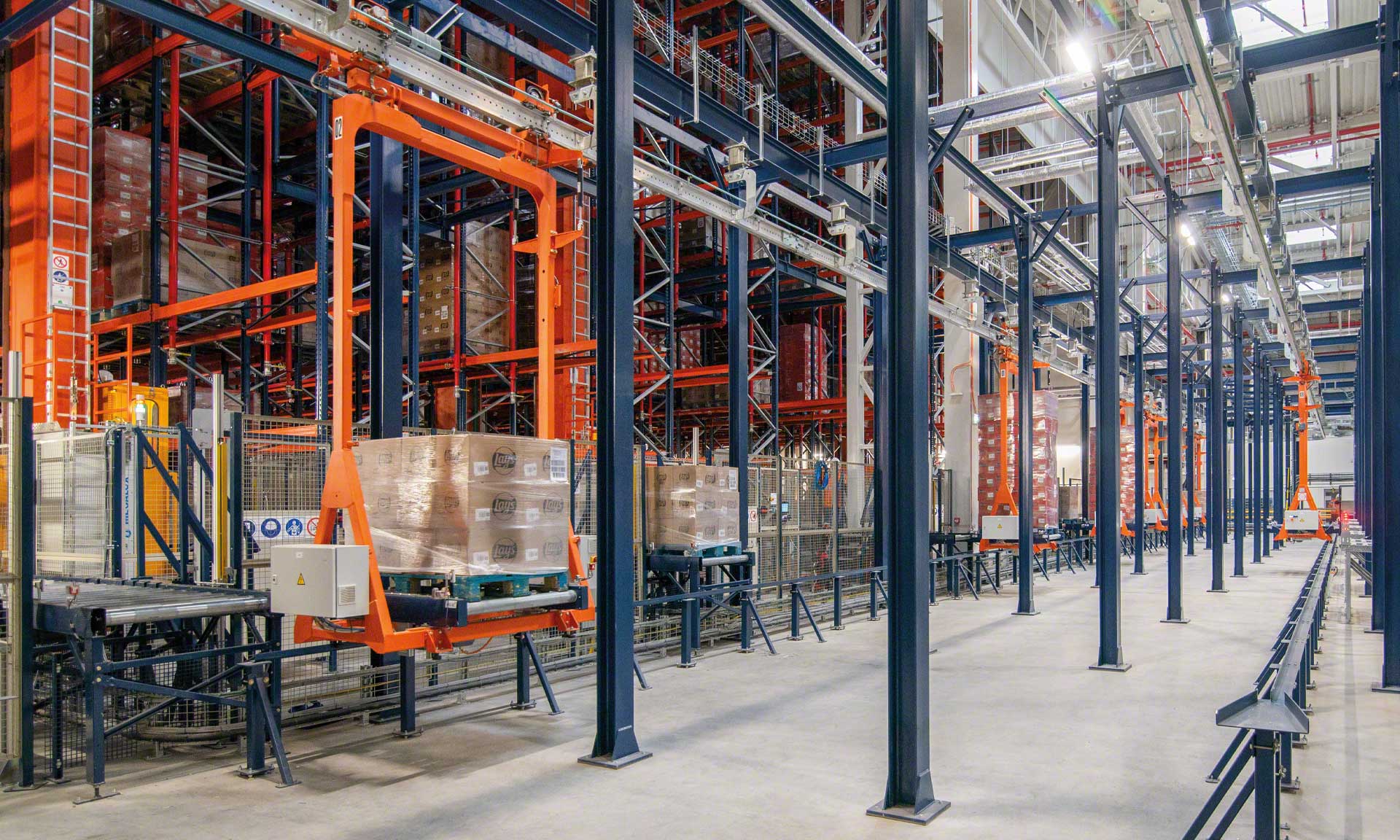 PepsiCo automatizza il suo magazzino per distribuire migliaia di pallet di patatine fritte