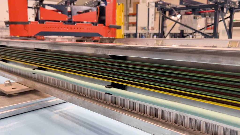 Un codice a barre permette a ogni navetta di identificare ogni posizione nel circuito