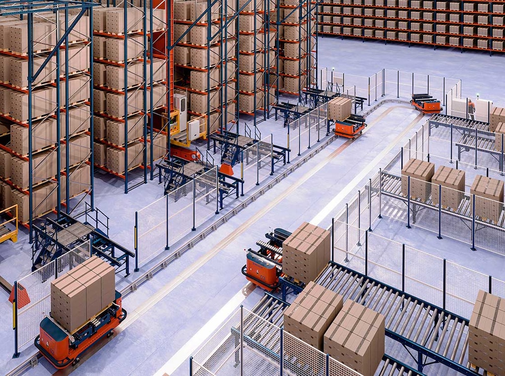 I trasportatori monorotaia, nonostante operino in modo indipendente, sono interconnessi