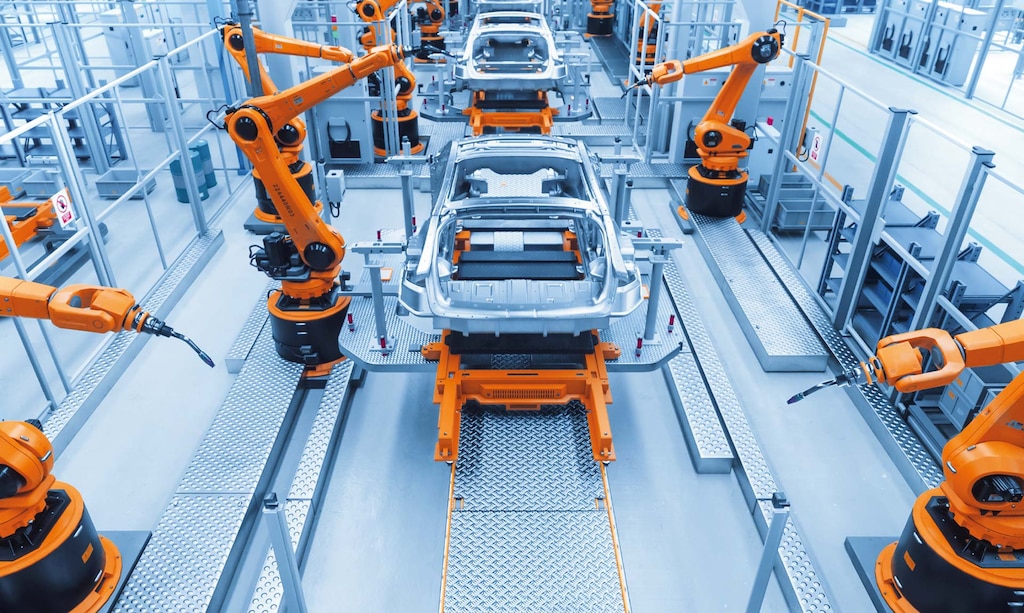 I cobot o robot collaborativi lavorano con gli operatori per migliorare la produttività