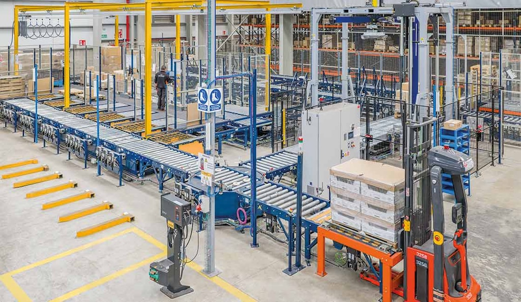 L’automazione migliora l’efficienza, la precisione e la sicurezza dei centri di distribuzione