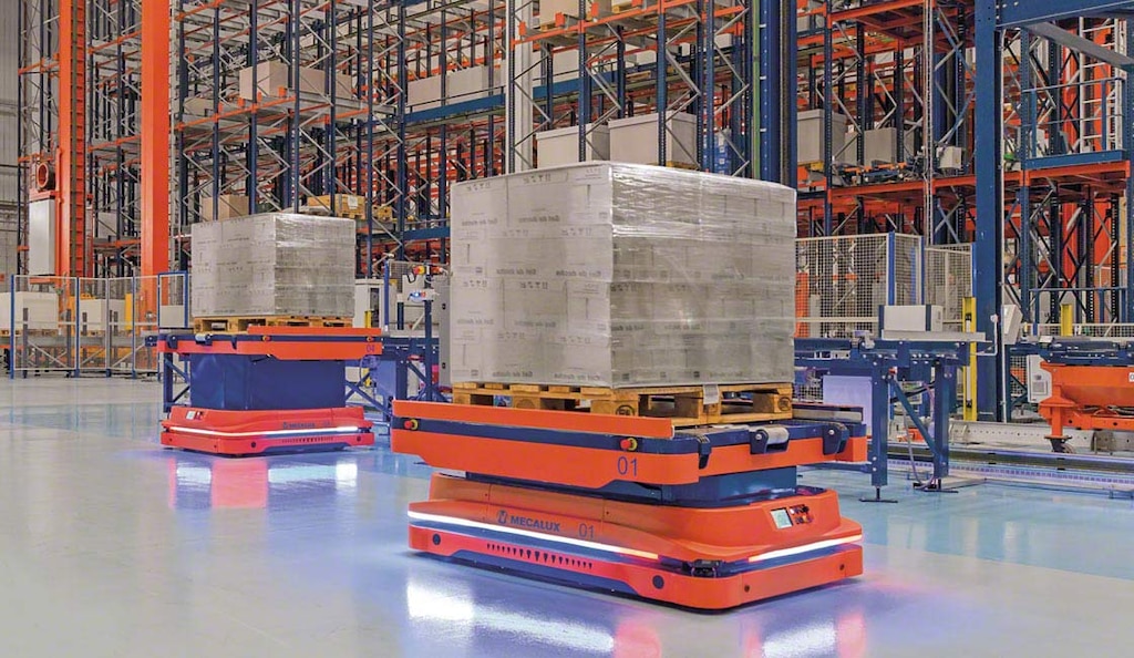 L’IA sta trasformando la logistica automatizzando processi, ottimizzando percorsi e prevedendo la domanda
