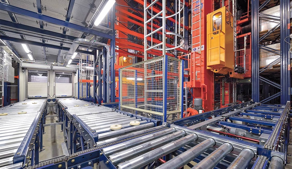 Il magazzino automatico autoportante di Takeda in Polonia utilizza un sistema di inertizzazione con azoto per mantenere livelli di ossigeno inferiori al 15%