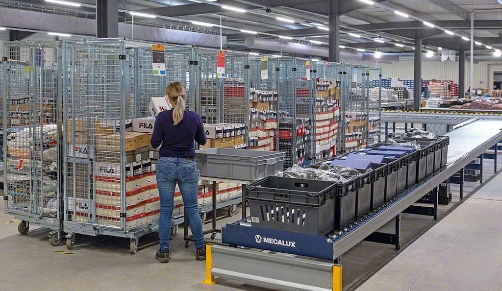 Si prevede che l’e-commerce rappresenti il 25% delle vendite globali totali entro il 2025