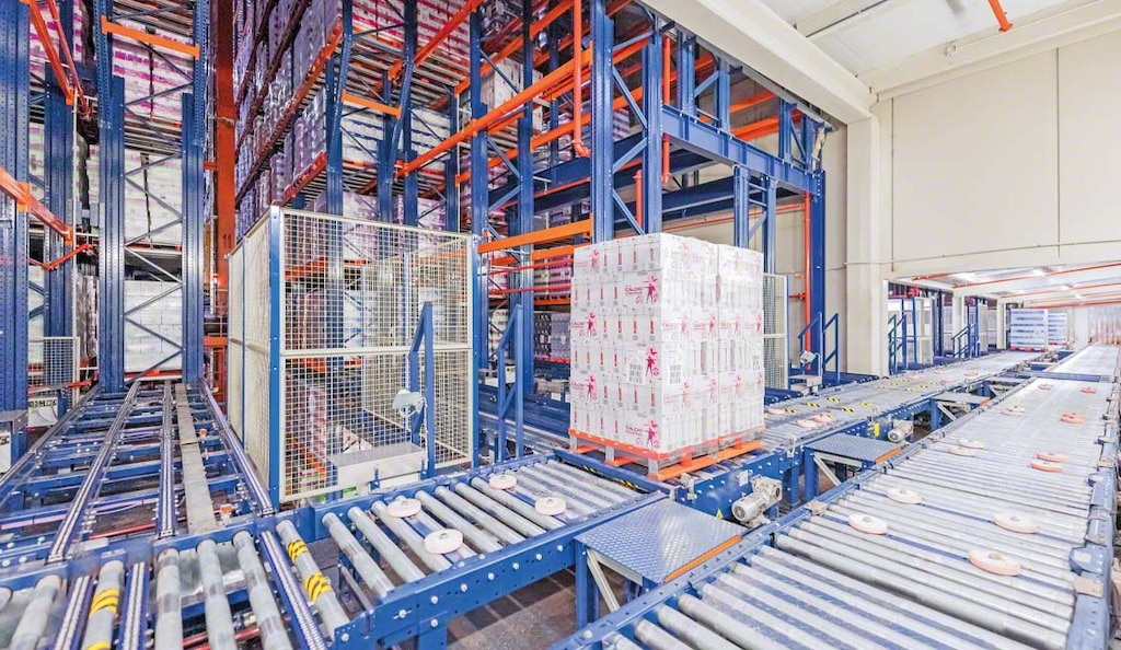 Esnelat impiega trasloelevatori per stoccare e spedire oltre 350.000 pallet all’anno con prodotti deperibili