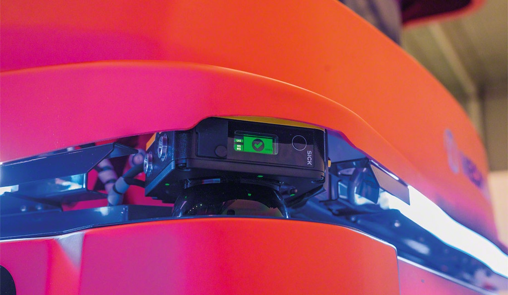 La navigazione SLAM è essenziale per i veicoli autonomi come gli AMR nei magazzini