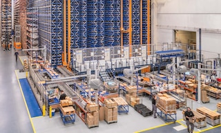 Le operazioni logistiche sono processi che garantiscono il flusso di materiali e delle informazioni