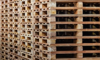 L’uso dei pallet riciclati è molto diffuso nell’industria e nella logistica