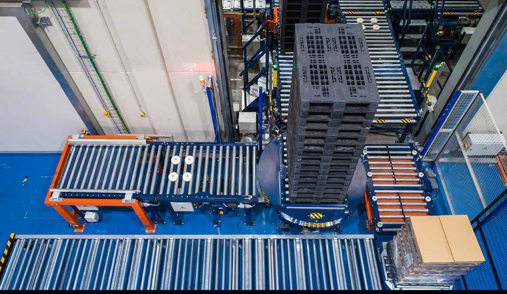 La plastica può anche essere convertita in nuovi pallet, creando un'alternativa ecologica