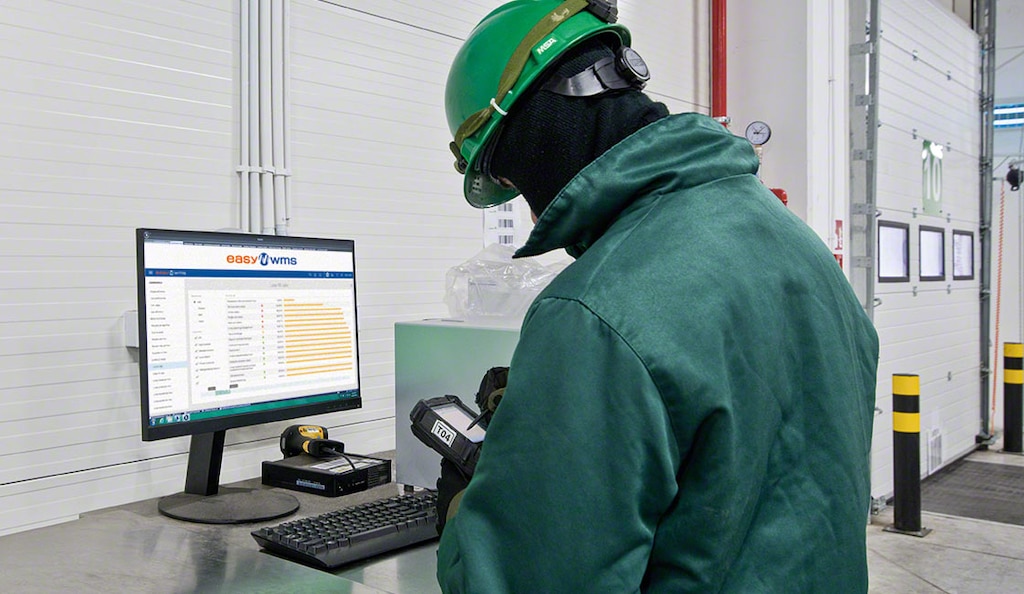 Il software di gestione magazzino effettua un controllo rigoroso della merce in tempo reale