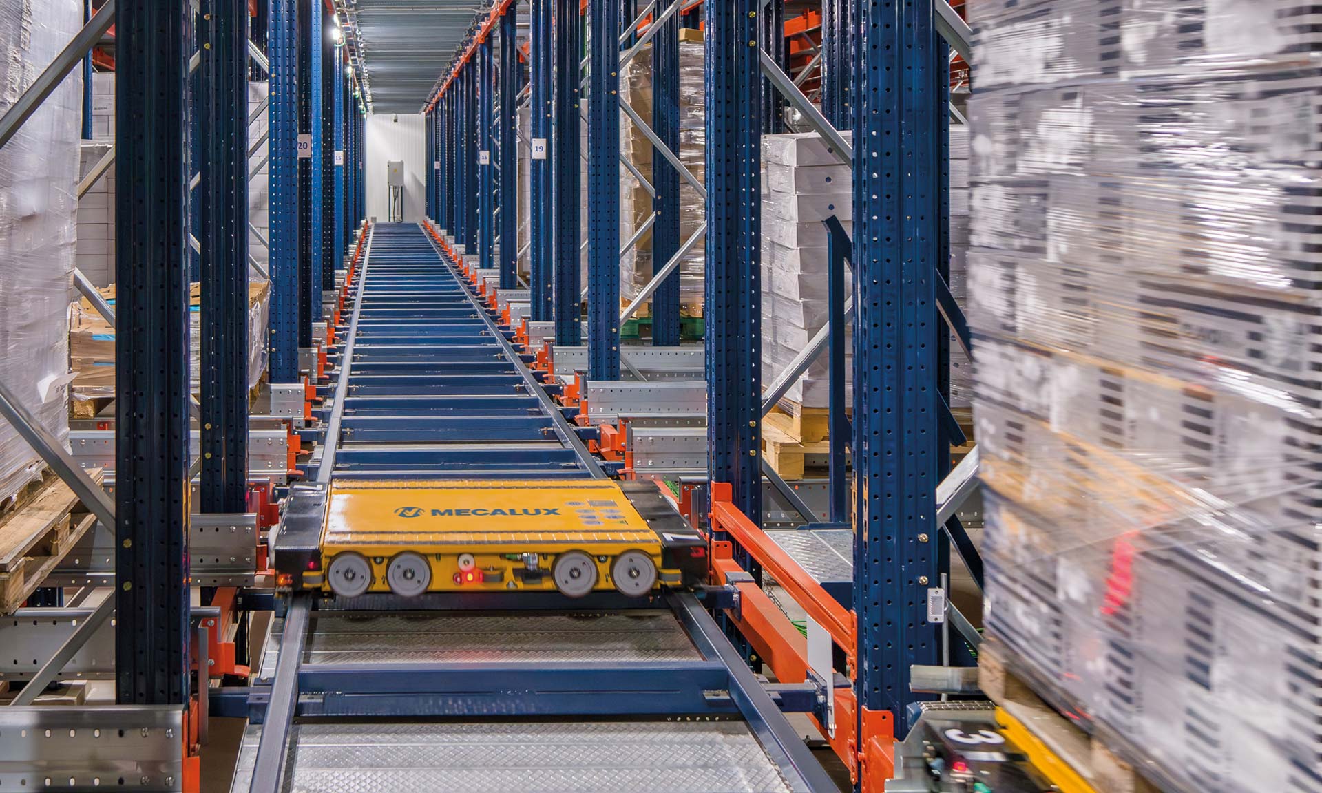 Clavo Food raddoppia la capacità e riduce i tempi con il Pallet Shuttle automatico 3D