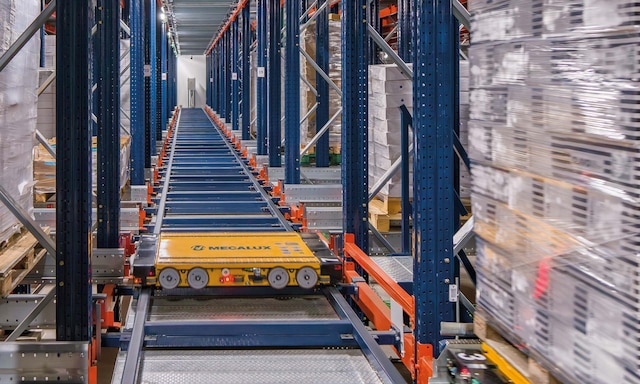 Clavo Food raddoppia la capacità e riduce i tempi con il Pallet Shuttle automatico 3D
