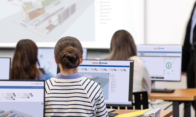 L’Istituto Giovanni Caboto utilizza Easy WMS nel laboratorio di logistica