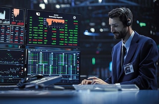 Gli agenti IA collaborano con gli esseri umani per migliorare le decisioni nelle aziende e nelle industrie