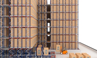 Il Pallet Shuttle automatico 3D ottimizza lo spazio per aumentare la capacità Il Pallet Shuttle automatico 3D ottimizza lo spazio per aumentare la capacità