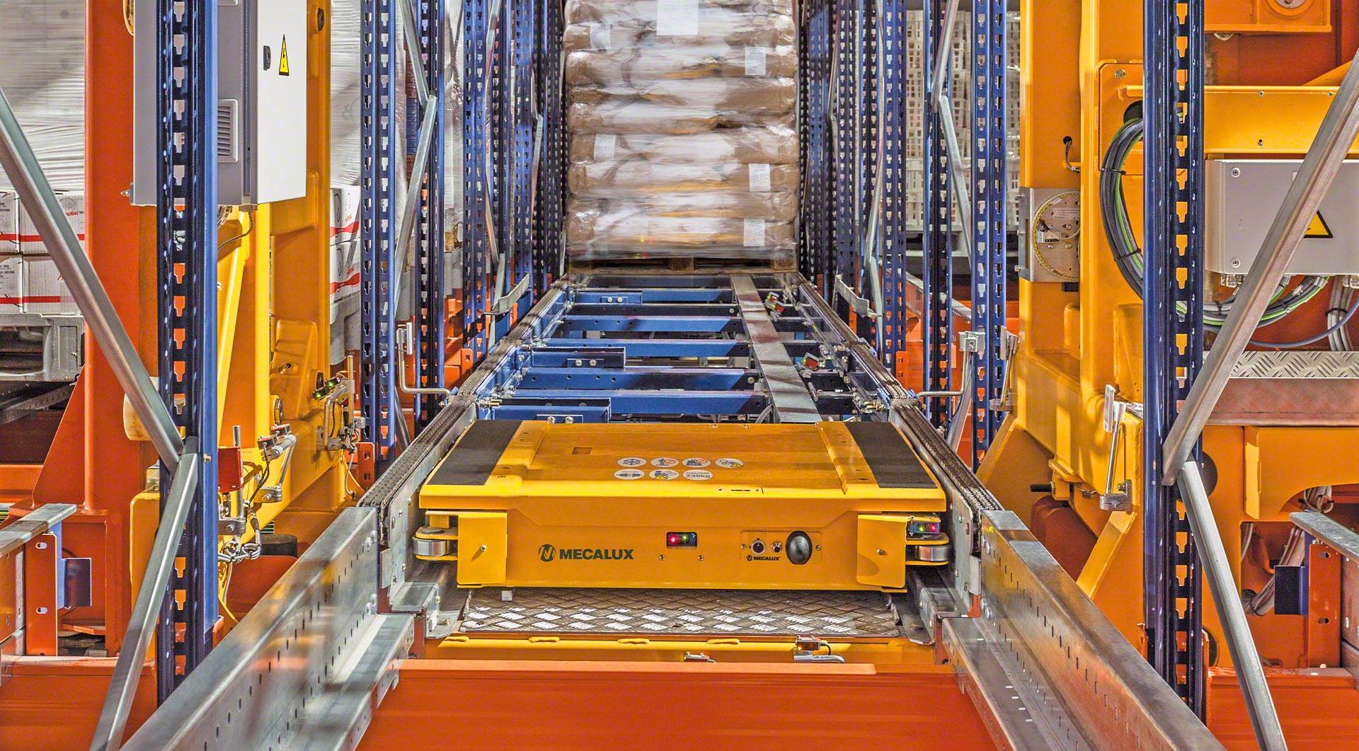 Shuttle Automati Pallet Shuttle Automatico - Mecalux.it