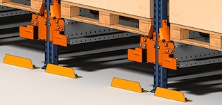 Protezioni frontali e laterali nelle scaffalature con Pallet Shuttle