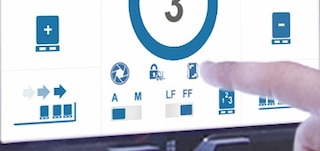 La funzione del cambio testata permette di scegliere il lato della scaffalatura in cui si andrà ad operare