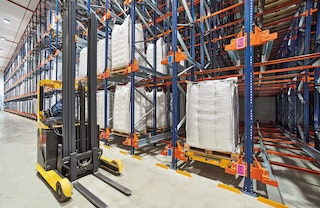 Il sistema Pallet Shuttle permette di stoccare big bags