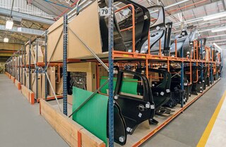 Le scaffalature industriali pesanti di Mecalux si adattano a diversi tipi di carichi sovradimensionati