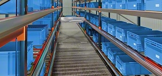Le passerelle di manutenzione si installano all’interno di ogni corsia