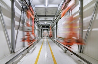 I trasportatori monorotaia sono una soluzione ad alta velocità che velocizza il flusso dei pallet