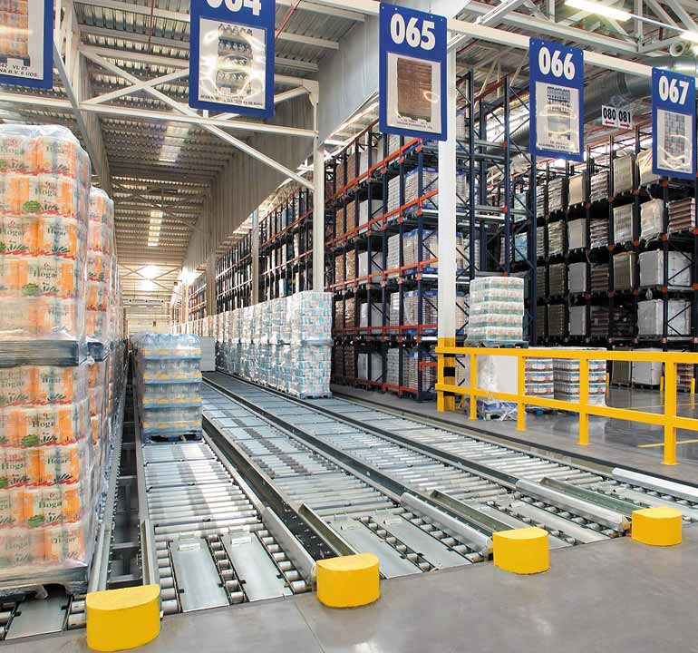 Magazzino per centro di distribuzione del settore alimentare