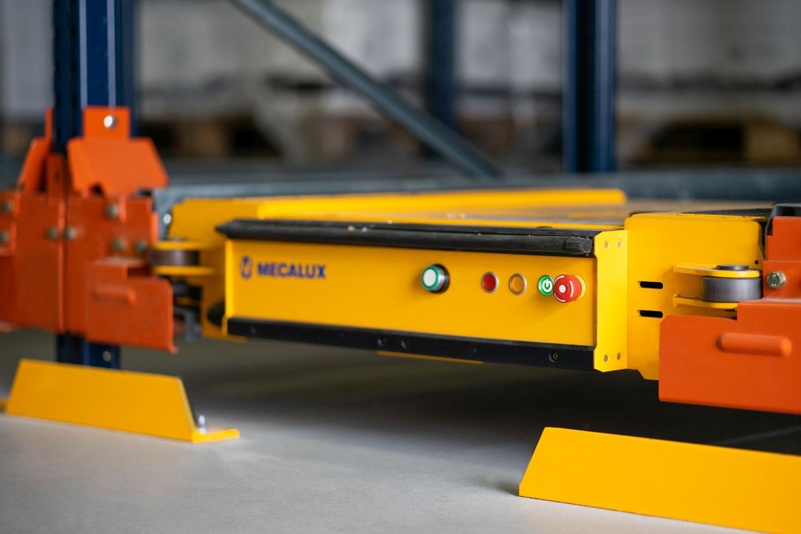 Sistema Pallet Shuttle e Easy WMS nel magazzino di Nicopan a Granada Sistema Pallet Shuttle e Easy WMS nel magazzino di Nicopan a Granada