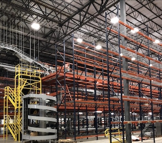 Interlake Mecalux e Arnold Machinery attrezzano un impianto logistico ubicato a Denver